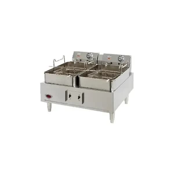 Wells F-30 30lb. 208/240V Electric Countertop Fryer 24"W